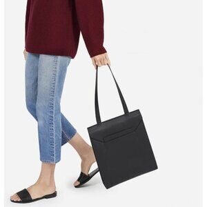 Everlane Women's E1  Black Leather Tote Bag